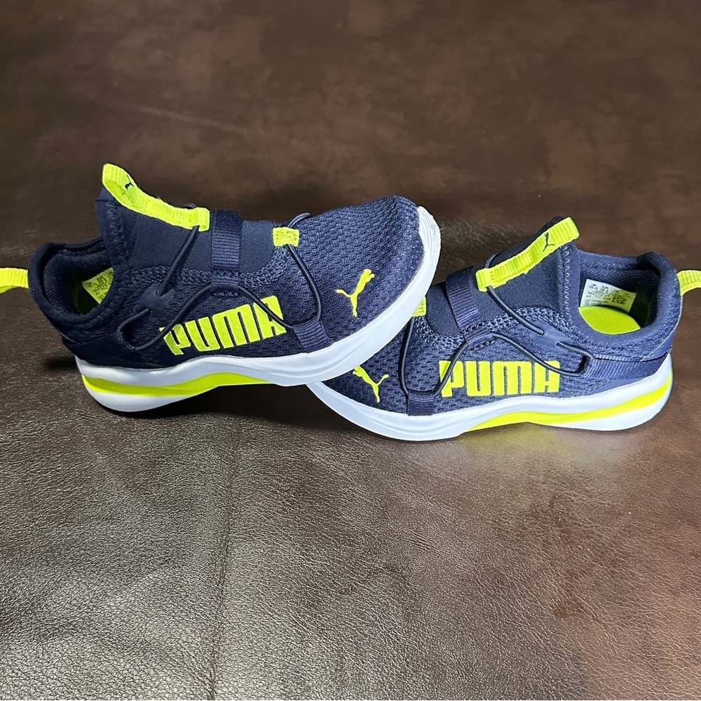 PUMA
Rift Slip On Pop Kids Shoes